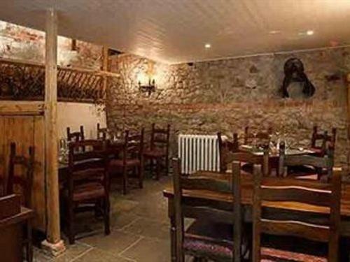 The Lamb Inn Marlborough Exterior photo
